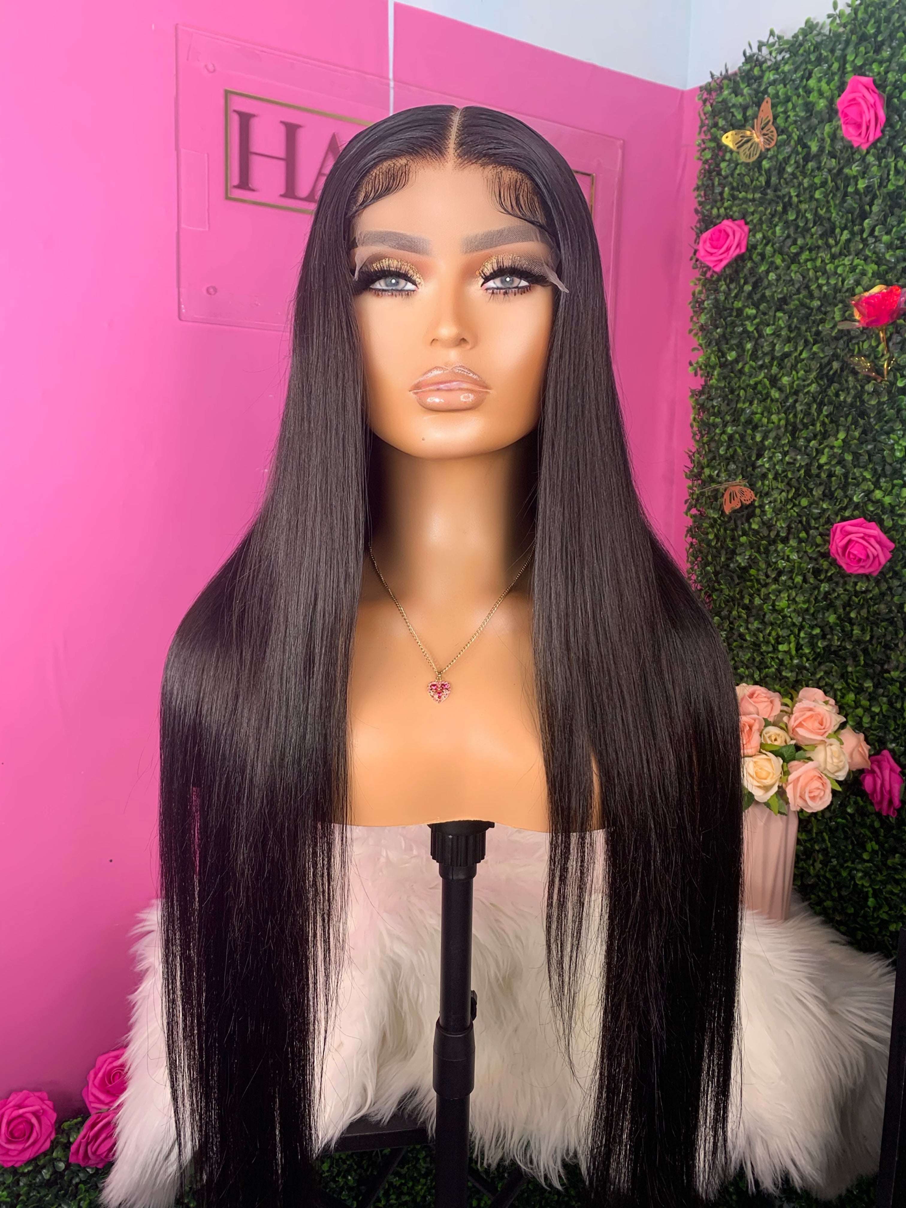 Uncustomized  straight virgin human hair 28” wig